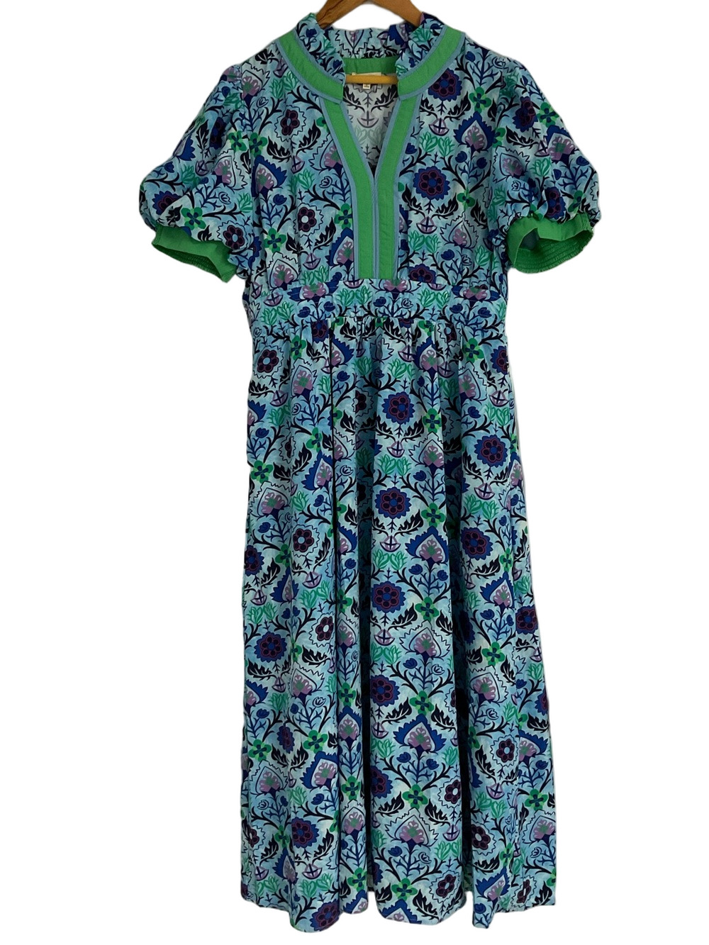 NWOT Jodifl “Blue Mix” Whimsy Floral Midi Dress Lined with Pockets Size Medium